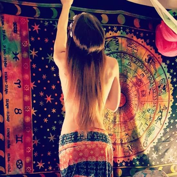 Meet your Posher, Jessica - Picture 2 of 16